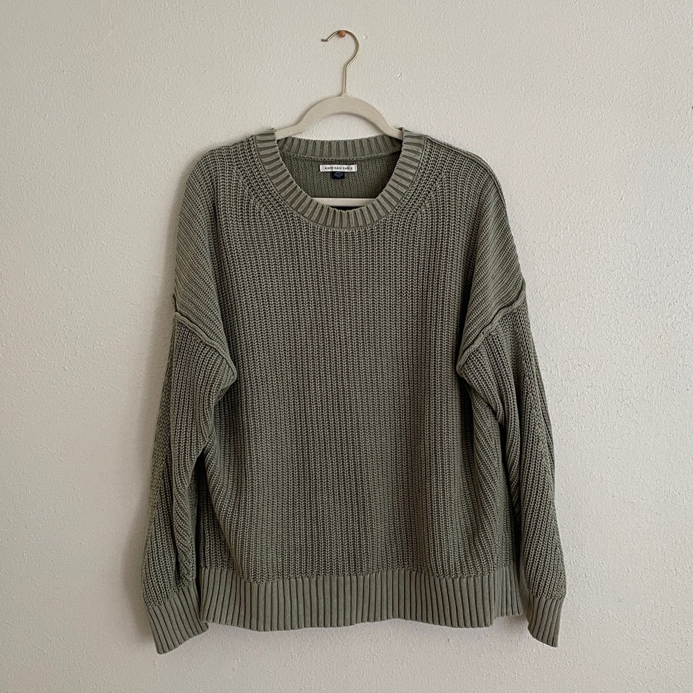 American Eagle Washed Look Cotton Crewneck Green Coastal Indie Beach